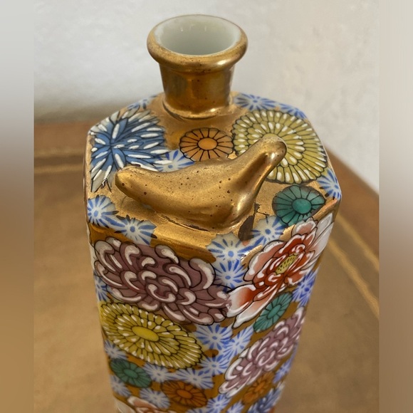 Vtg Japanese Shoxan Kutani Sake Bottle Sing Bird Hand Paint 1000 Flowers Design - Picture 3 of 7